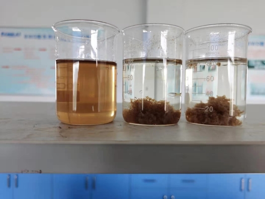 La MORUE sans couleur de produits chimiques de purification d'eau enlèvent